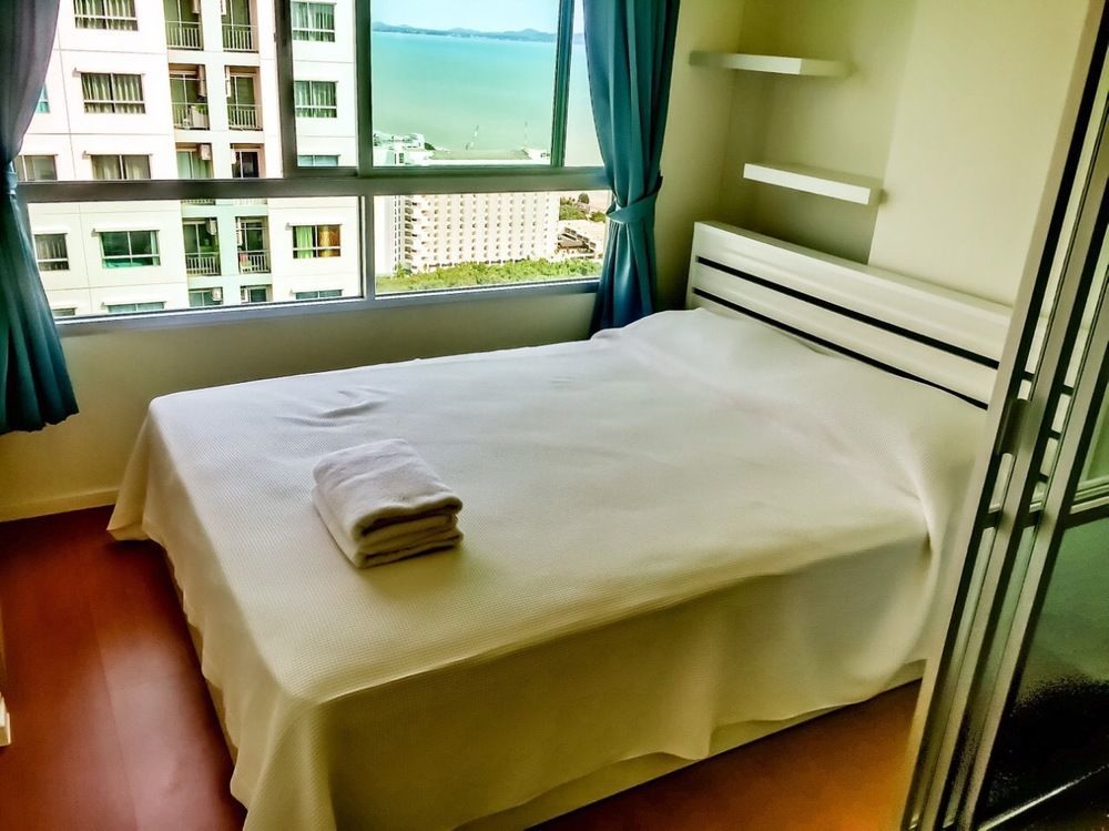 Hotel Lumpini Seaview Jomtien By Parikal Extérieur photo