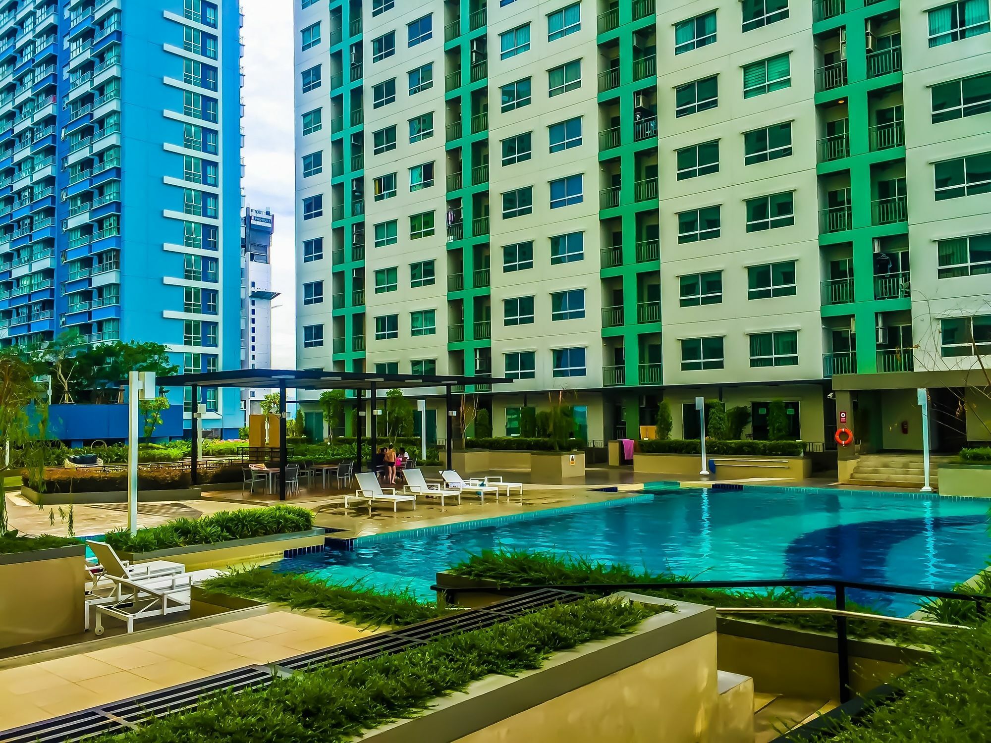 Hotel Lumpini Seaview Jomtien By Parikal Extérieur photo